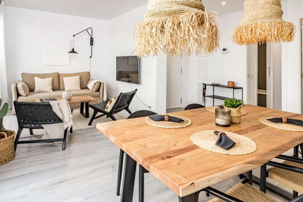Ov- Stunning Flat In Relaxing Resort, Gym إِستيبونا